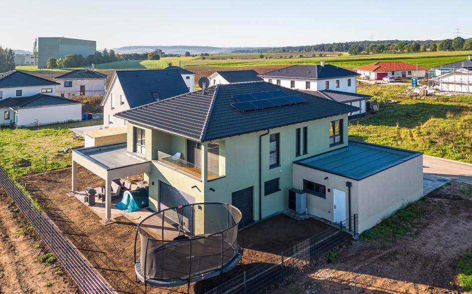 Kunststoff-Fenster PaXabsolut Neo in Einfamilienhaus